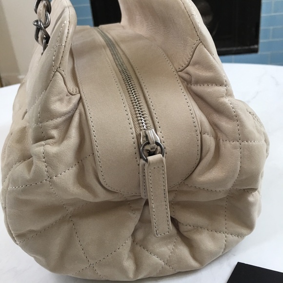 CHANEL Iridescent Calf-skin Bowling Bag - Picture 6 of 6